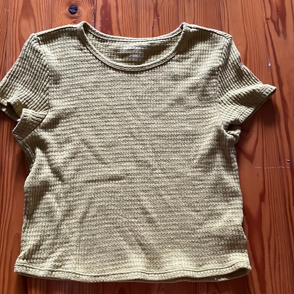 American Eagle green cropped tee (size: L)